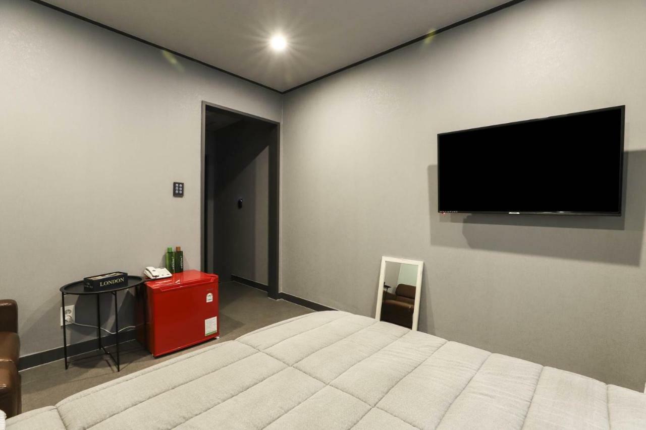 Actor Motel Hanam Exterior photo